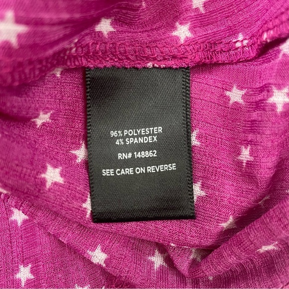 Torrid Magenta Star Crepe Button Down Tank - Picture 9 of 10